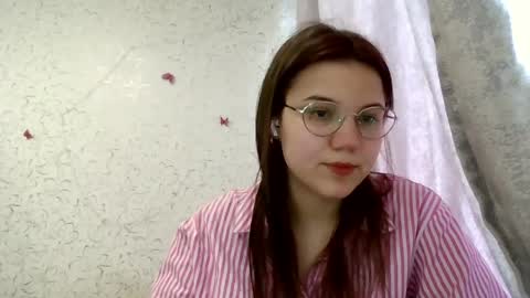 Snapshot of aurora_breeze chatting on April 20, 2026, 11:02 am Kiara Xanthe online show from April 20, 2026, 11:02 am