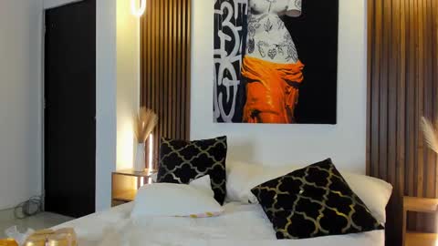 aurora_palmer online show from January 24, 2025, 4:16 am