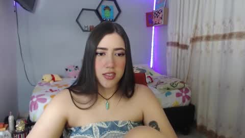 Snapshot of aurora_shy_ chatting on February 5, 2025, 11:17 pm Aurora  online show from February 5, 2025, 11:17 pm