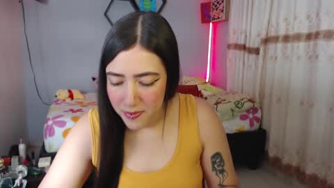 Snapshot of aurora_shy_ chatting on February 7, 2025, 10:30 pm Aurora  online show from February 7, 2025, 10:30 pm