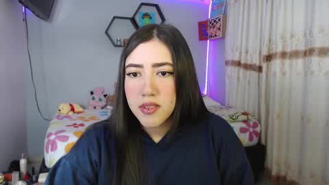 Snapshot of aurora_shy_ chatting on February 12, 2025, 4:00 pm Aurora  online show from February 12, 2025, 4:00 pm