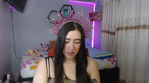 Snapshot of aurora_shy_ chatting on February 20, 2025, 8:14 pm Aurora  online show from February 20, 2025, 8:14 pm