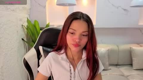 AURORA  online show from February 8, 2026, 2:37 am