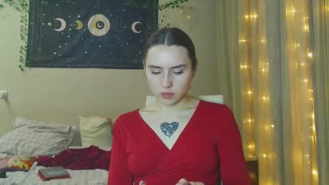 Snapshot of aurora_worker chatting on January 8, 2025, 12:37 pm Aurora online show from January 8, 2025, 12:37 pm