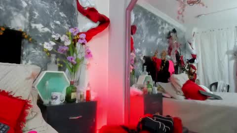 Aurora Rojas online show from February 9, 2025, 9:37 am