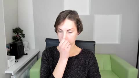 Aurora online show from December 9, 2024, 6:57 pm