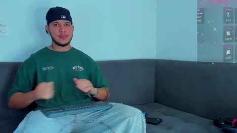 A online show from October 15, 2025, 9:48 pm