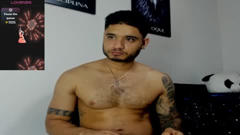 AustinTorres  online show from February 7, 2025, 4:37 am