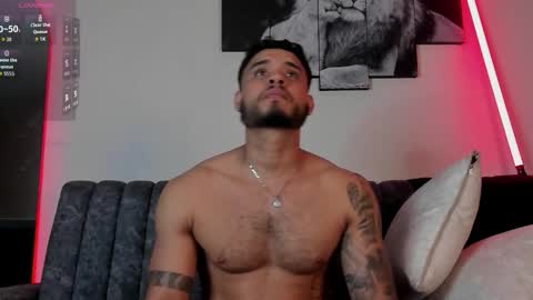 AustinTorres  online show from September 13, 2025, 10:53 pm