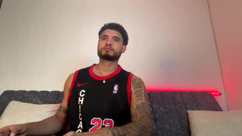 AustinTorres  online show from April 8, 2026, 1:16 am