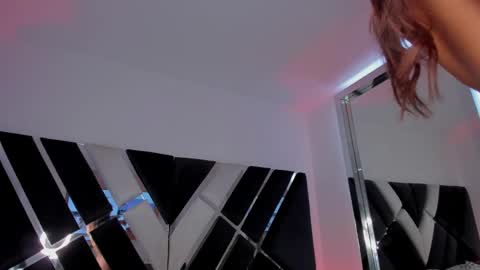 Snapshot of ava_fontana2 chatting on February 15, 2025, 10:21 pm Ava Fontana online show from February 15, 2025, 10:21 pm