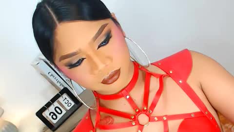 Ava online show from October 11, 2025, 4:33 am