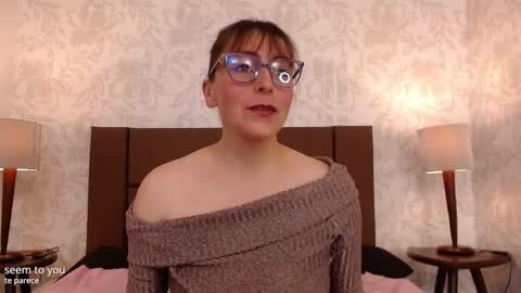 Ava  online show from October 6, 2025, 7:33 pm