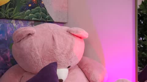 Ava online show from April 12, 2026, 8:36 pm