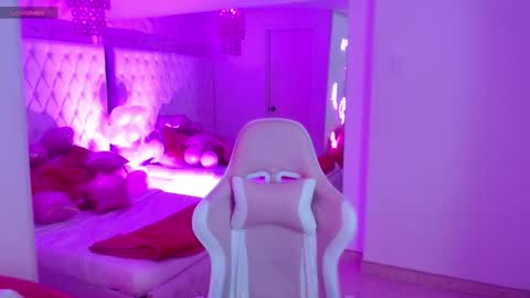 AVA online show from February 10, 2026, 1:37 pm