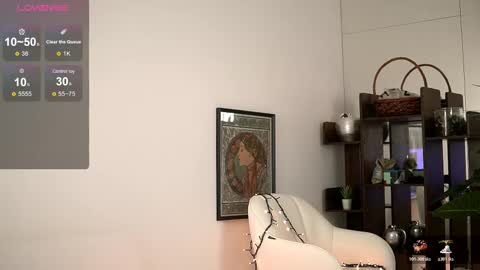 AvaReed online show from February 9, 2026, 5:44 am