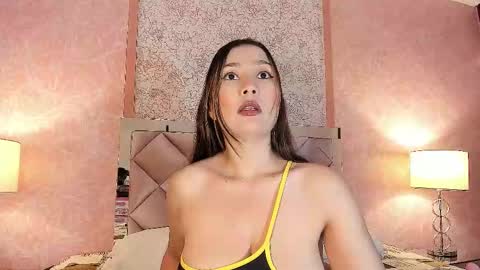 avawhiite online show from March 23, 2026, 6:45 pm