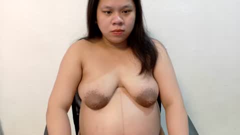 avery_7 online show from December 18, 2025, 4:18 am