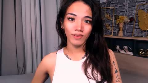 Avery online show from November 30, 2025, 6:12 pm