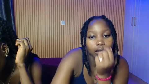 Avian online show from November 9, 2025, 3:32 pm