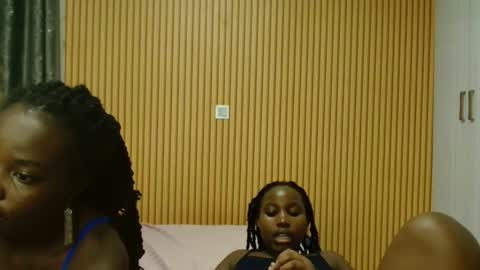 Avian online show from November 27, 2025, 5:48 pm