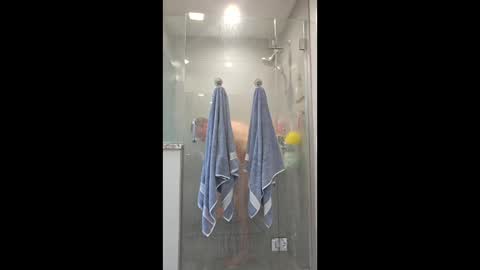 avidrunner0418 online show from April 19, 2026, 1:43 pm