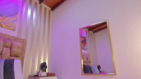 AVIS  online show from September 12, 2025, 6:30 pm