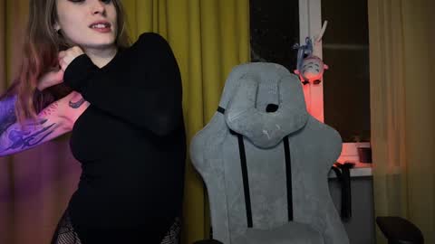 Aviva online show from December 20, 2024, 10:22 pm