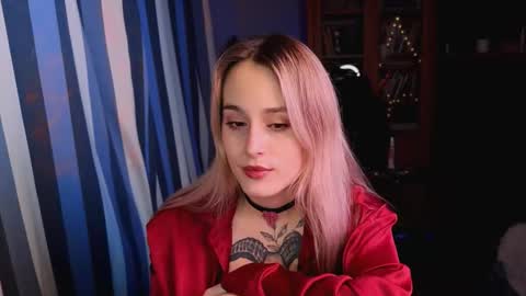 Aviva online show from November 6, 2025, 6:31 pm