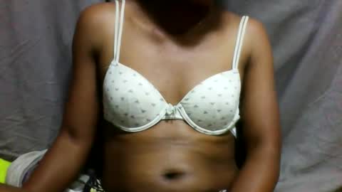 avontsoaldy online show from October 21, 2025, 4:19 pm