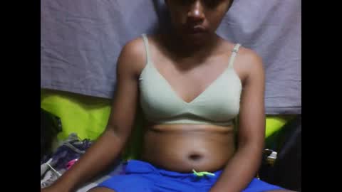 avontsoaldy online show from October 26, 2025, 6:08 am