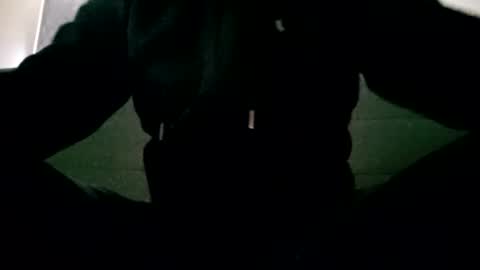 Snapshot of avoupourcesoir chatting on April 28, 2026, 12:32 pm avoupourcesoir online show from April 28, 2026, 12:32 pm