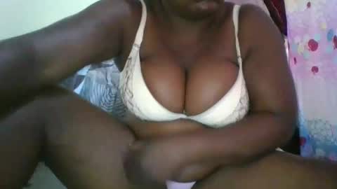 avril254 online show from October 1, 2025, 7:03 am