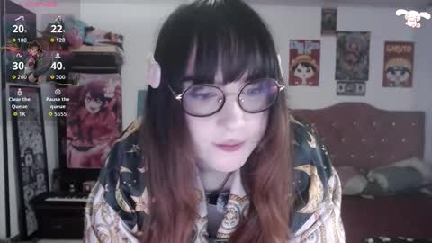 Abril online show from December 4, 2025, 4:44 am