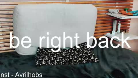 Avril online show from March 7, 2026, 7:00 pm