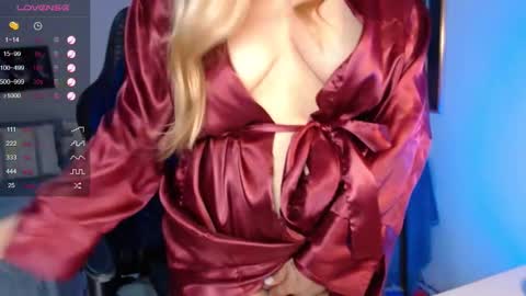 Snapshot of avrill_morgan chatting on February 28, 2025, 8:50 pm Avrill Morgan online show from February 28, 2025, 8:50 pm