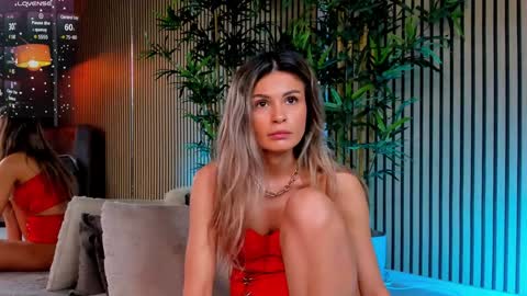 AVRILL CYRUX online show from January 22, 2025, 11:56 am