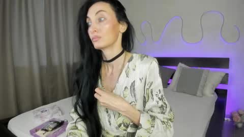 Snapshot of avrora_mars chatting on May 20, 2026, 9:15 am Avrora online show from May 20, 2026, 9:15 am