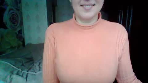 awesomeladyy online show from December 3, 2024, 8:49 am