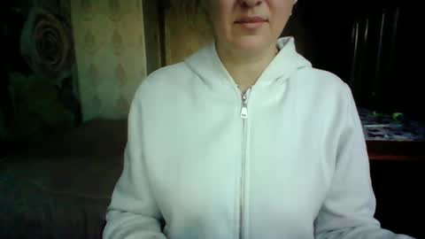 awesomeladyy online show from January 4, 2025, 7:55 am