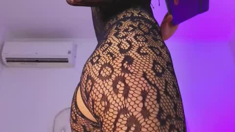 axarasss online show from April 13, 2026, 12:32 pm