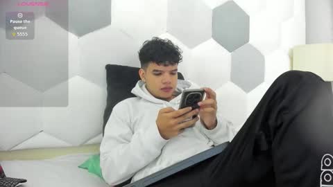 Axel Forte online show from December 5, 2025, 1:09 pm