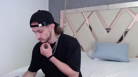 Axel  online show from May 30, 2026, 3:09 pm