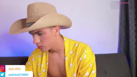 axel slim online show from October 30, 2025, 3:52 am