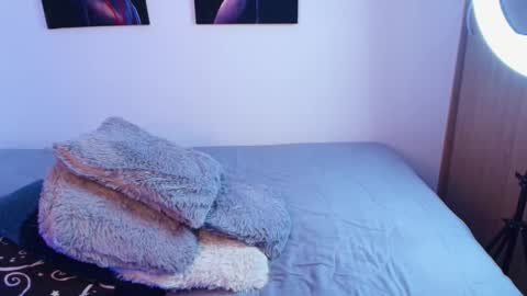 axel stein NEW ACCOUNT online show from February 3, 2026, 6:22 am