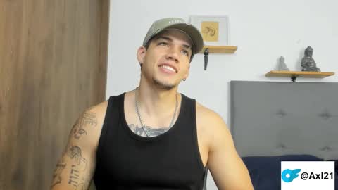 INDEPENDENT MODEL  online show from December 4, 2025, 6:38 pm