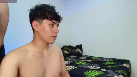 Snapshot of axel_willows chatting on November 16, 2025, 8:03 pm SHOW WILLOWS online show from November 16, 2025, 8:03 pm