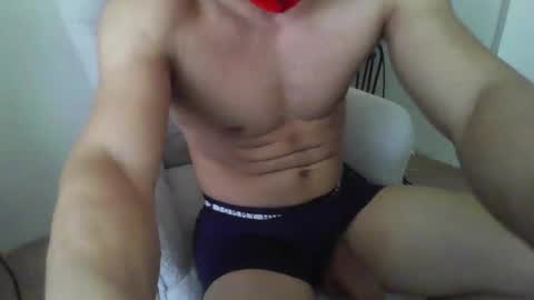 Axel online show from November 16, 2025, 5:40 pm