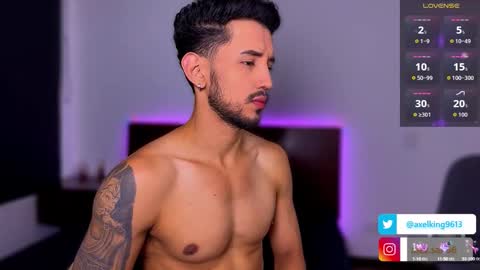 Axel King online show from October 10, 2025, 9:14 pm