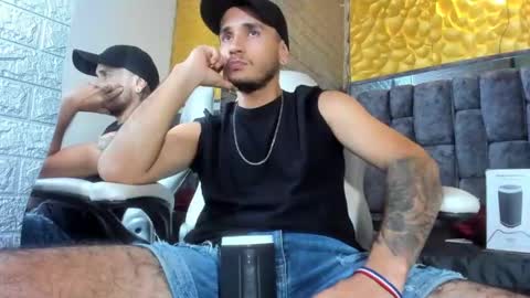 Axell Cross2 online show from March 4, 2025, 2:17 am